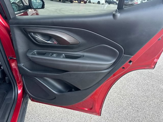 Used 2022 GMC Terrain SLT FWD image 21