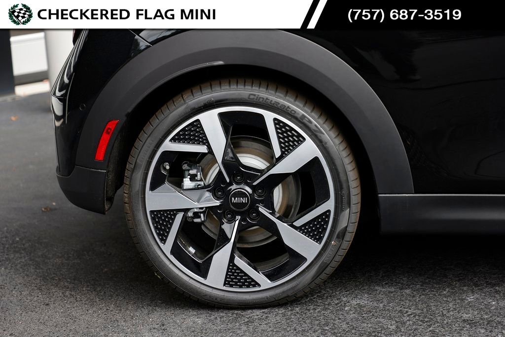 Used 2025 MINI Cooper S FWD image 7