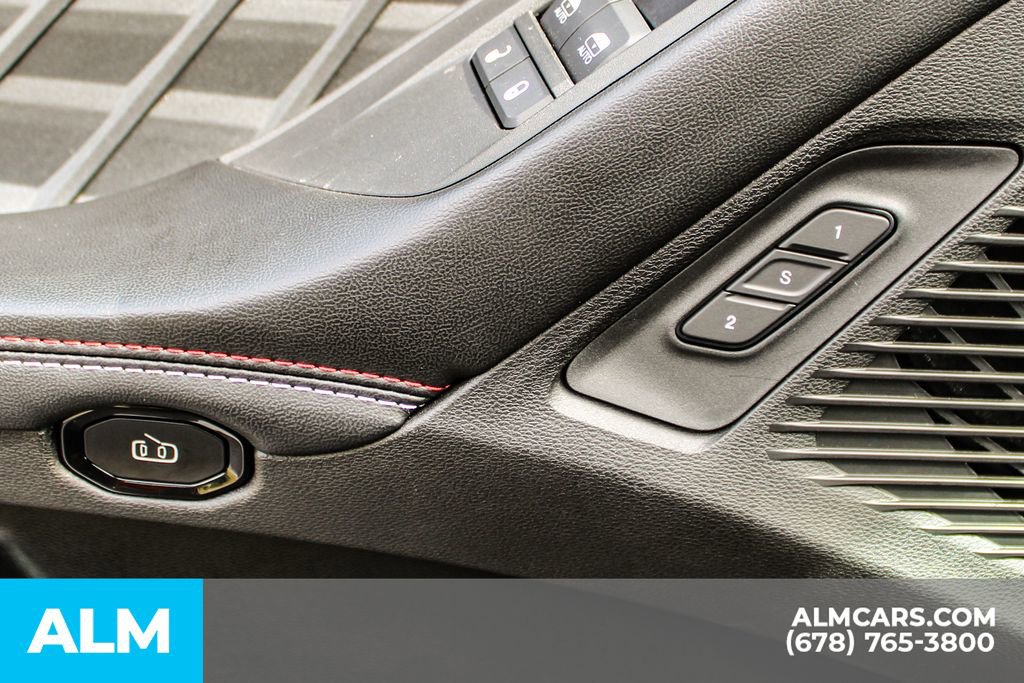 Used 2024 Dodge Charger R/T w/ Plus Group image 40