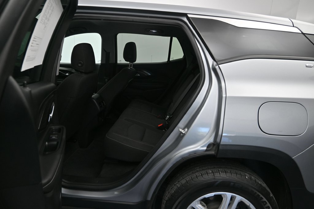 Used 2024 GMC Terrain SLE AWD/4WD image 22