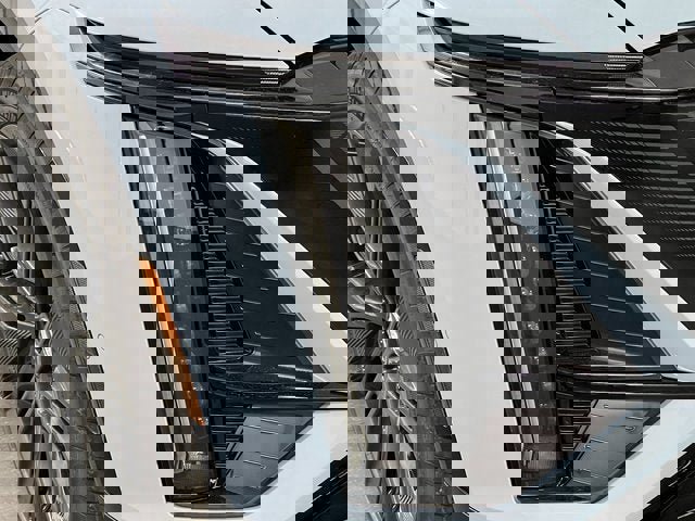 New 2025 Cadillac Lyriq Sport image 10