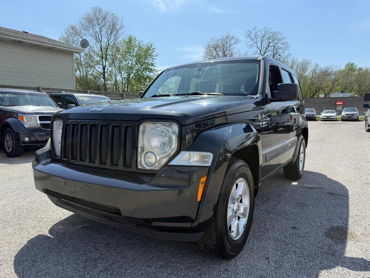 Used 2012 Jeep Liberty Sport AWD/4WD image 3