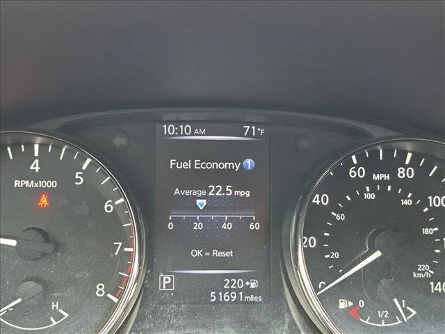 Used 2017 Nissan Rogue Sport SV w/ SV Premium Package AWD/4WD image 7