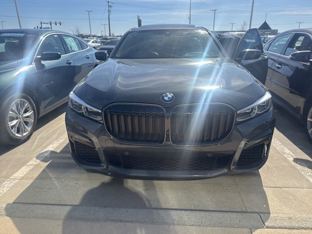Used 2021 BMW 750i xDrive w/ M Sport Package image 5
