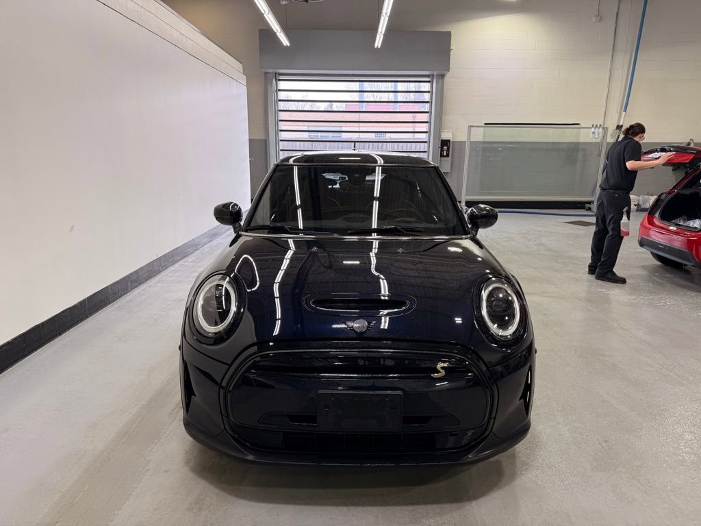 Certified 2024 MINI Cooper SE image 8