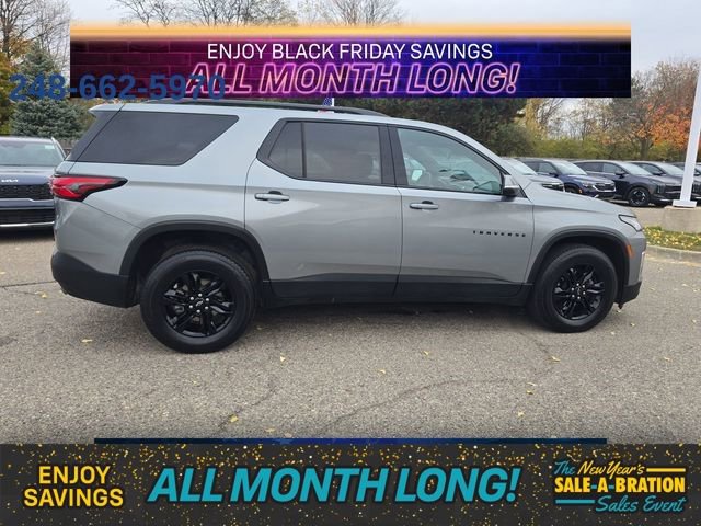 Used 2023 Chevrolet Traverse LT image 7
