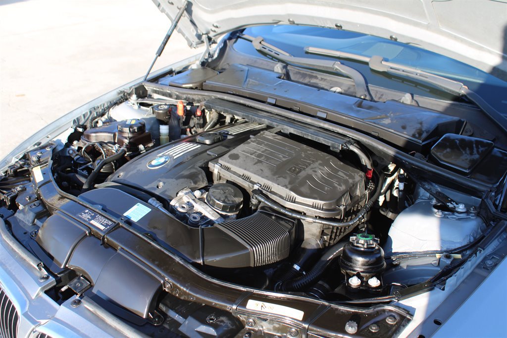 Used 2008 BMW 335i Convertible image 35