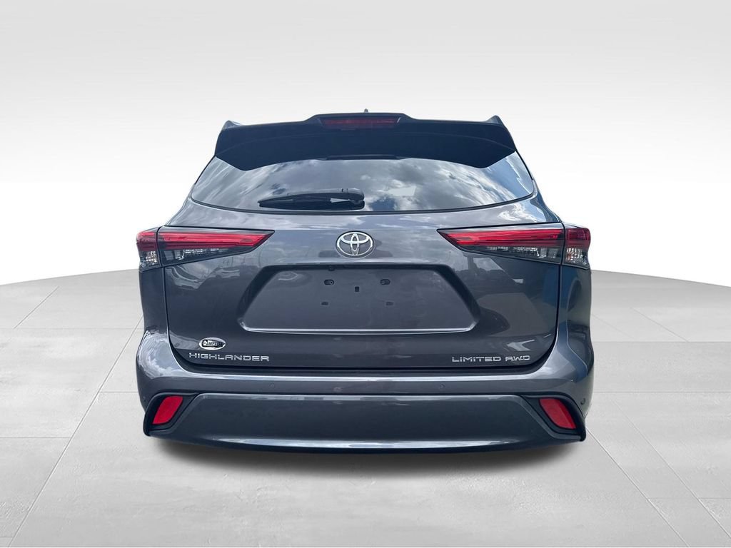 Used 2020 Toyota Highlander Limited AWD/4WD image 9