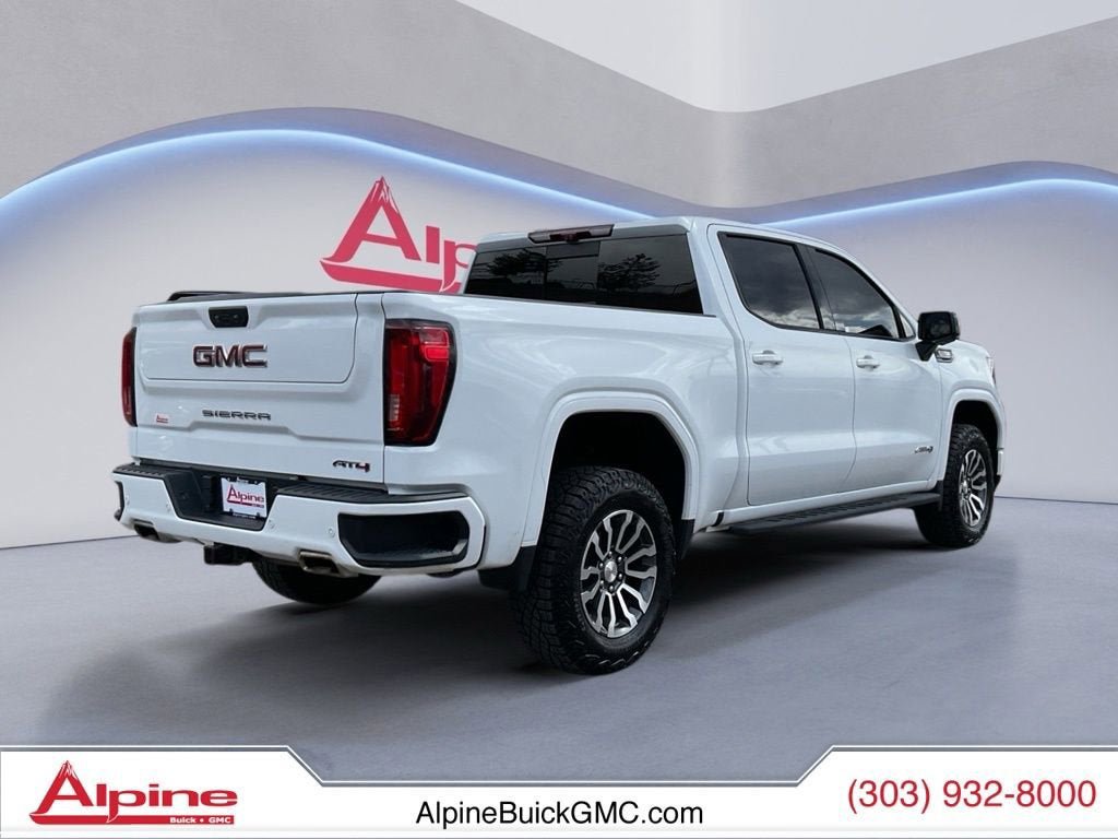 Used 2023 GMC Sierra 1500 AT4 w/ AT4 Premium Package AWD/4WD image 5