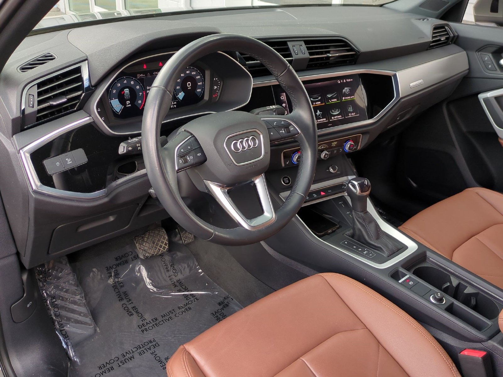 Used 2024 Audi Q3 2.0T Premium AWD/4WD image 15