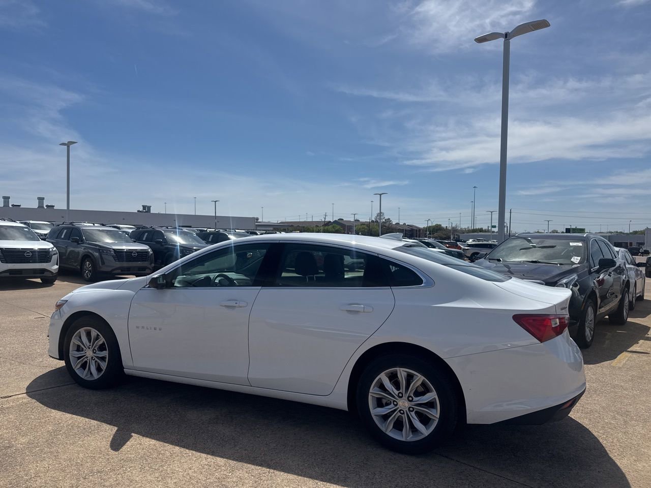 Used 2025 Chevrolet Malibu LT image 11