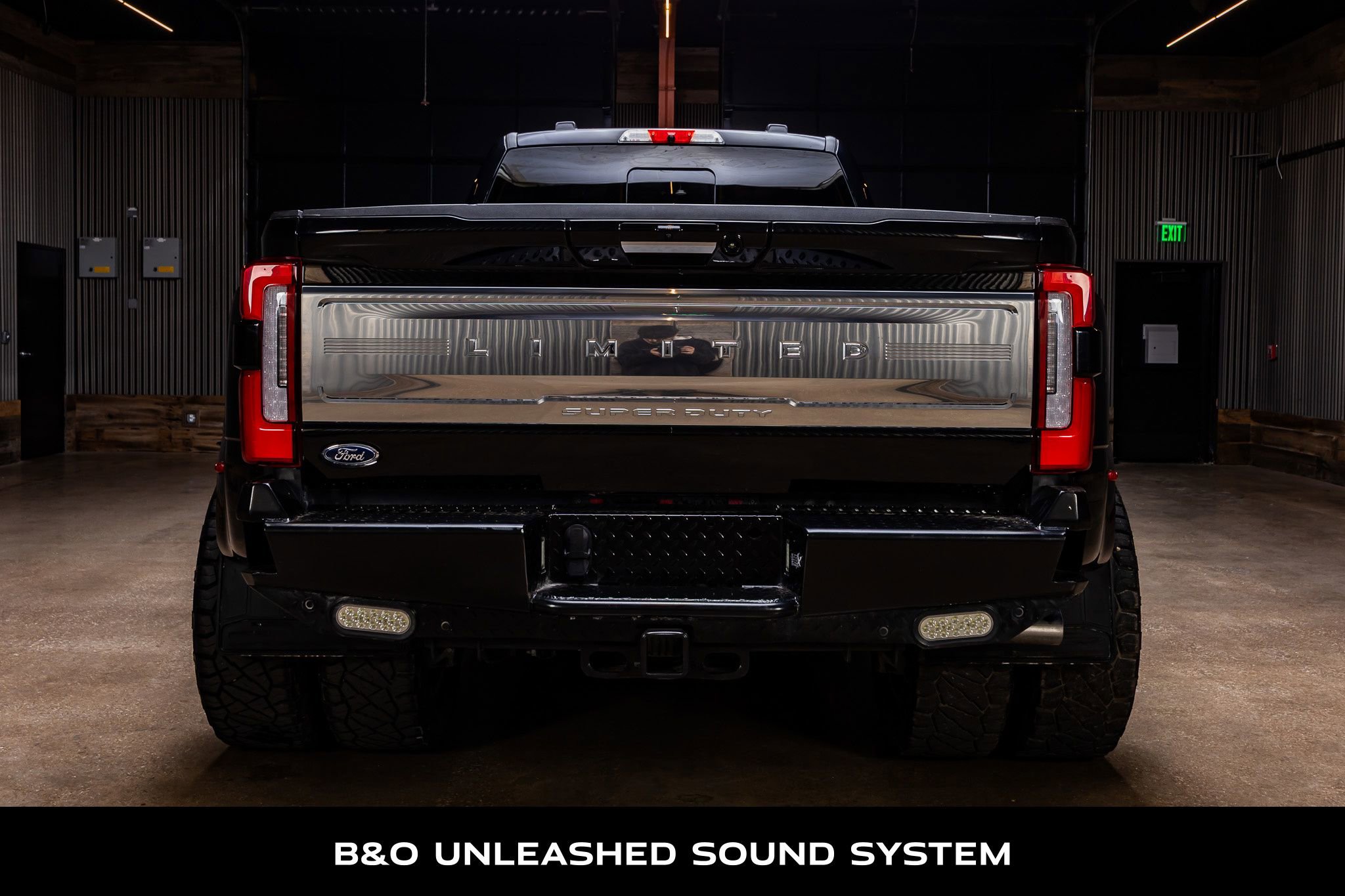 Used 2024 Ford F450 Limited w/ FX4 Off-Road Package AWD/4WD image 7