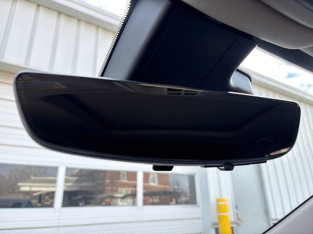 New 2026 Buick Encore GX Avenir w/ Avenir Technology Package image 33