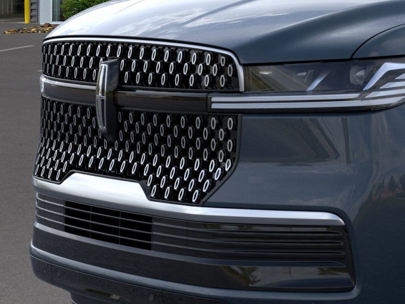New 2025 Lincoln Navigator Reserve image 17