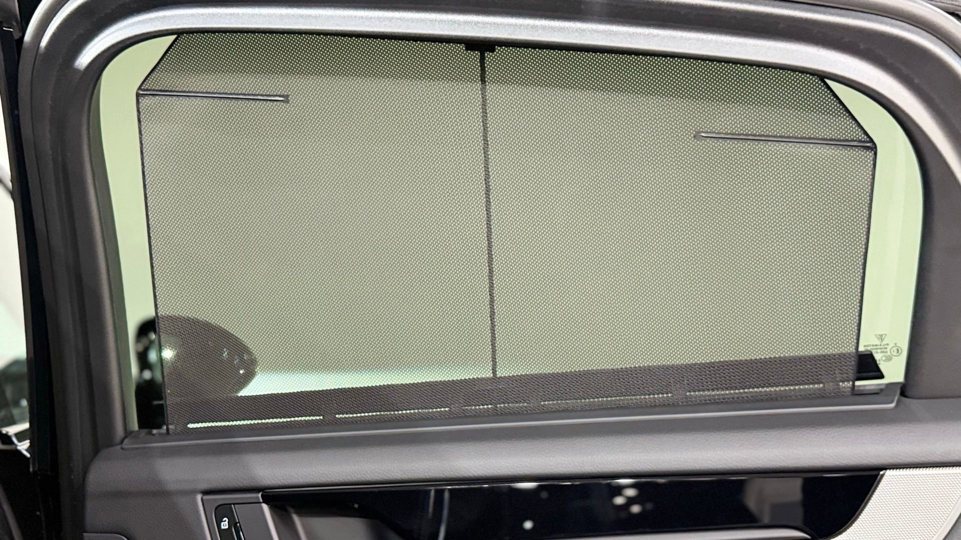 Used 2025 Porsche Cayenne Coupe image 63