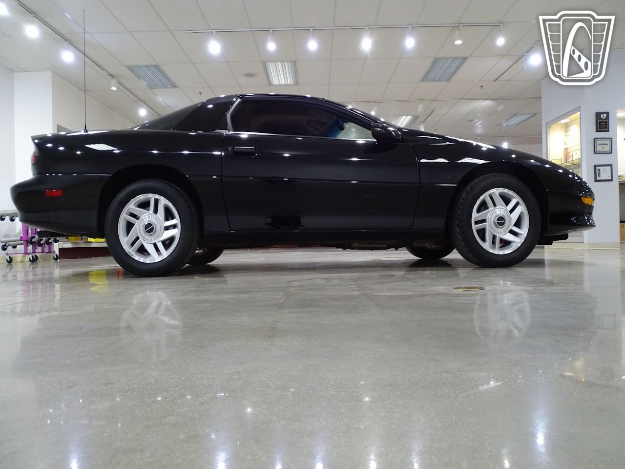 Used 1995 Chevrolet Camaro Z28 RWD image 20