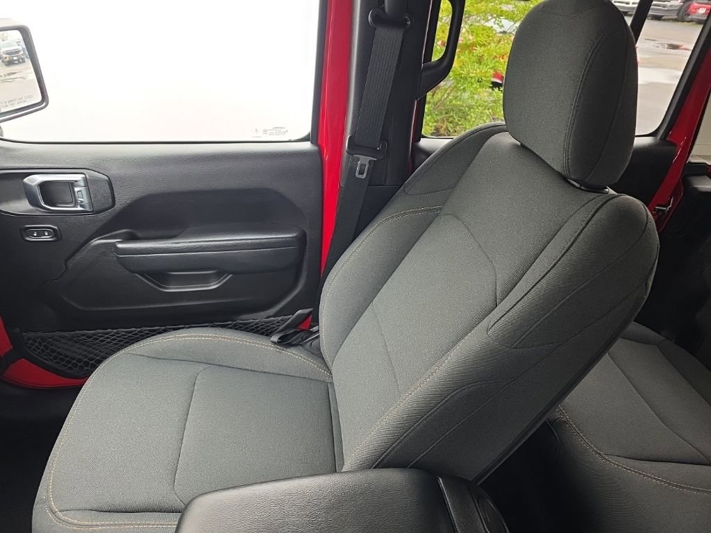 Used 2025 Jeep Wrangler Unlimited Sport S 4xe AWD/4WD image 17
