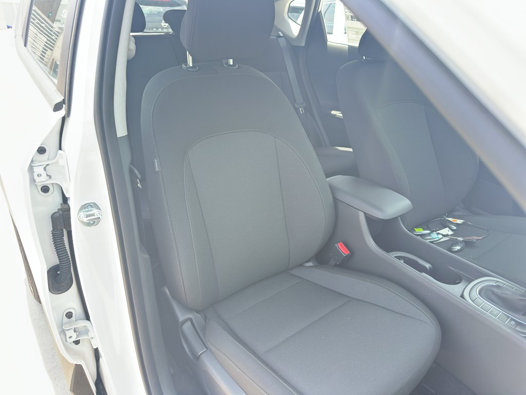 New 2026 Hyundai Kona SE AWD/4WD image 29
