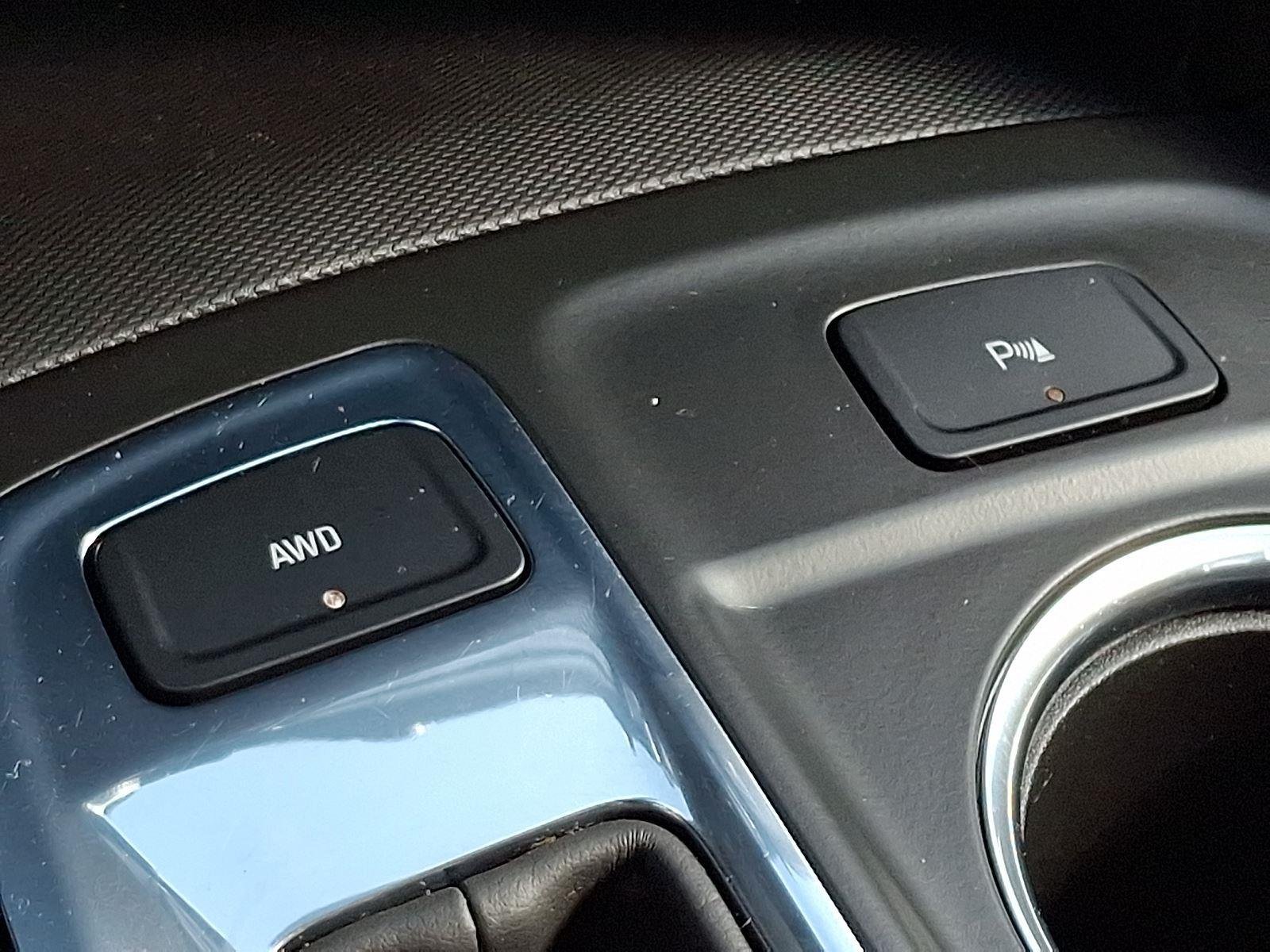 Used 2023 Chevrolet Equinox LT AWD/4WD image 26