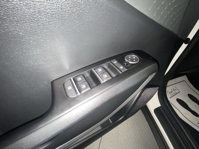 Used 2023 Kia Soul LX w/ Option Group 015 FWD image 13