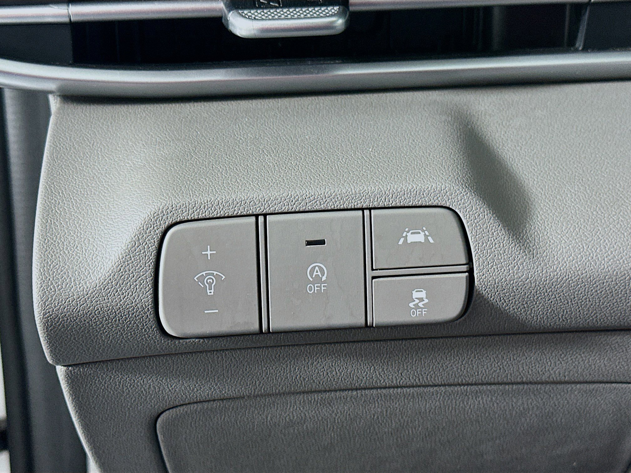 Used 2021 Hyundai Elantra SE image 17