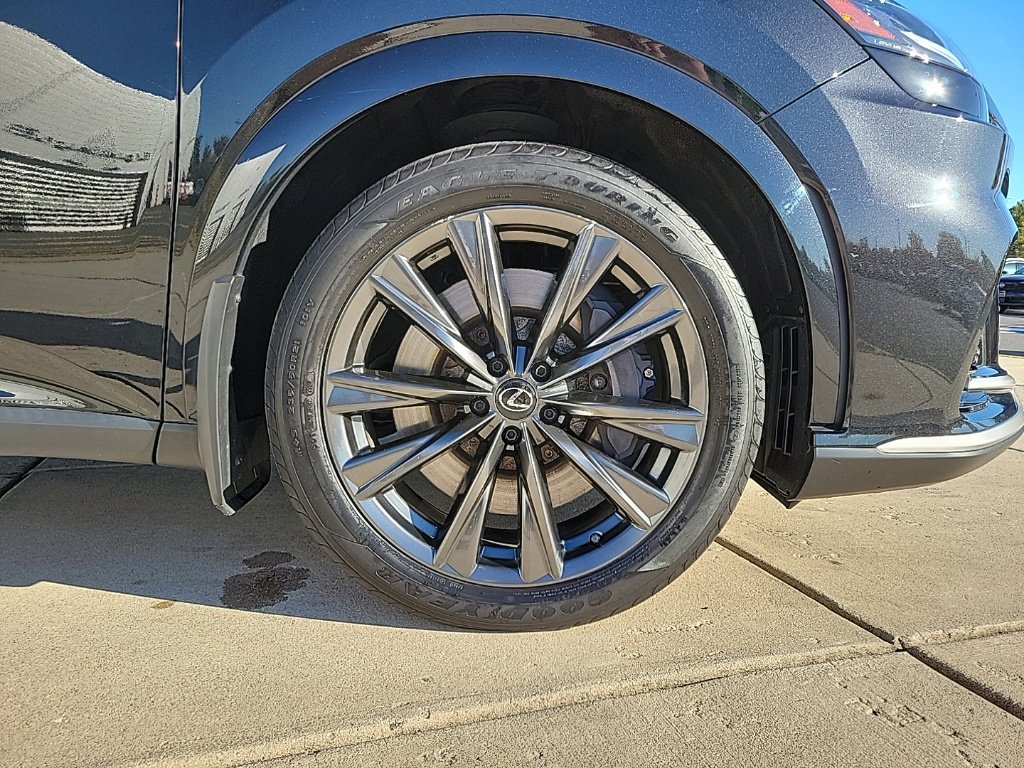 Used 2023 Lexus RX 350 F Sport w/ Accessory Package AWD/4WD image 7