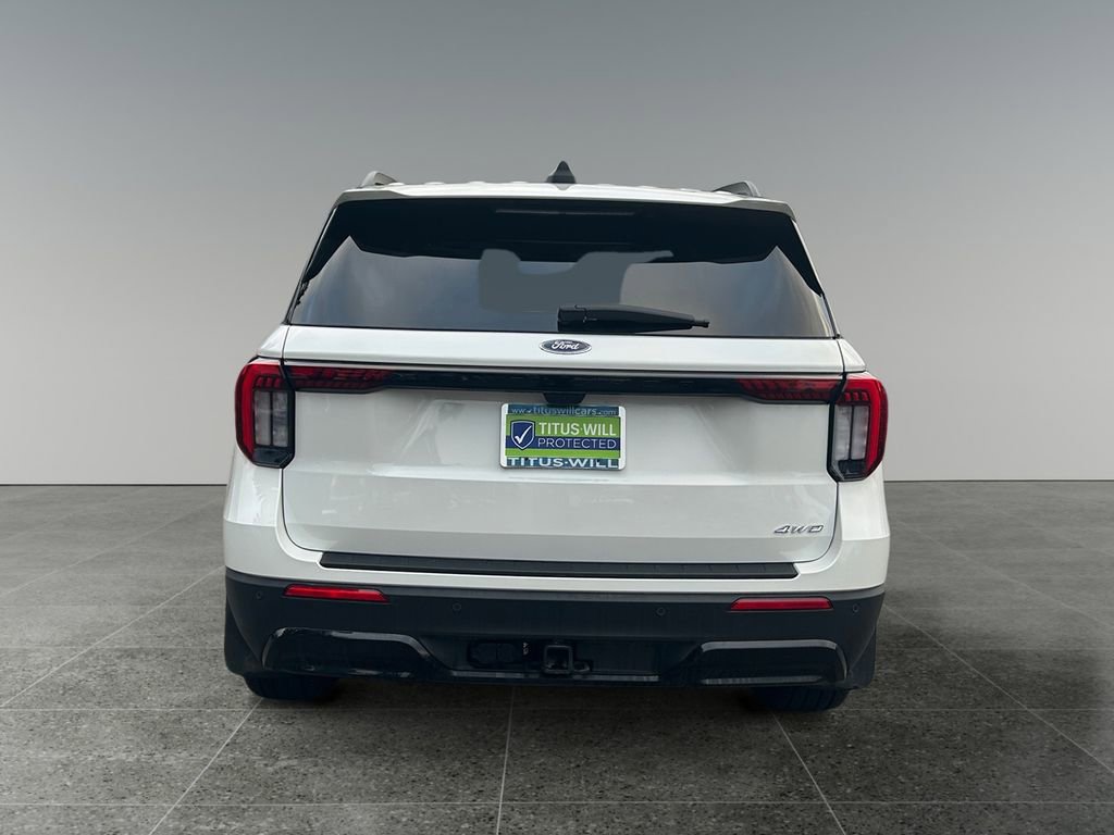 Used 2025 Ford Explorer ST-Line w/ ST-Line Street Pack AWD/4WD image 6