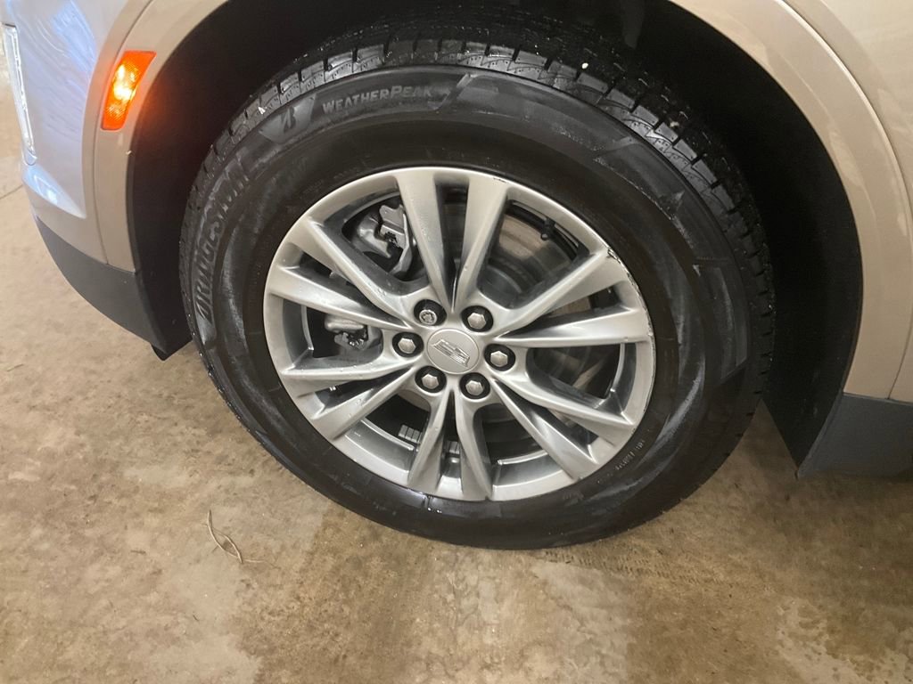 Used 2022 Cadillac XT5 Premium Luxury image 28