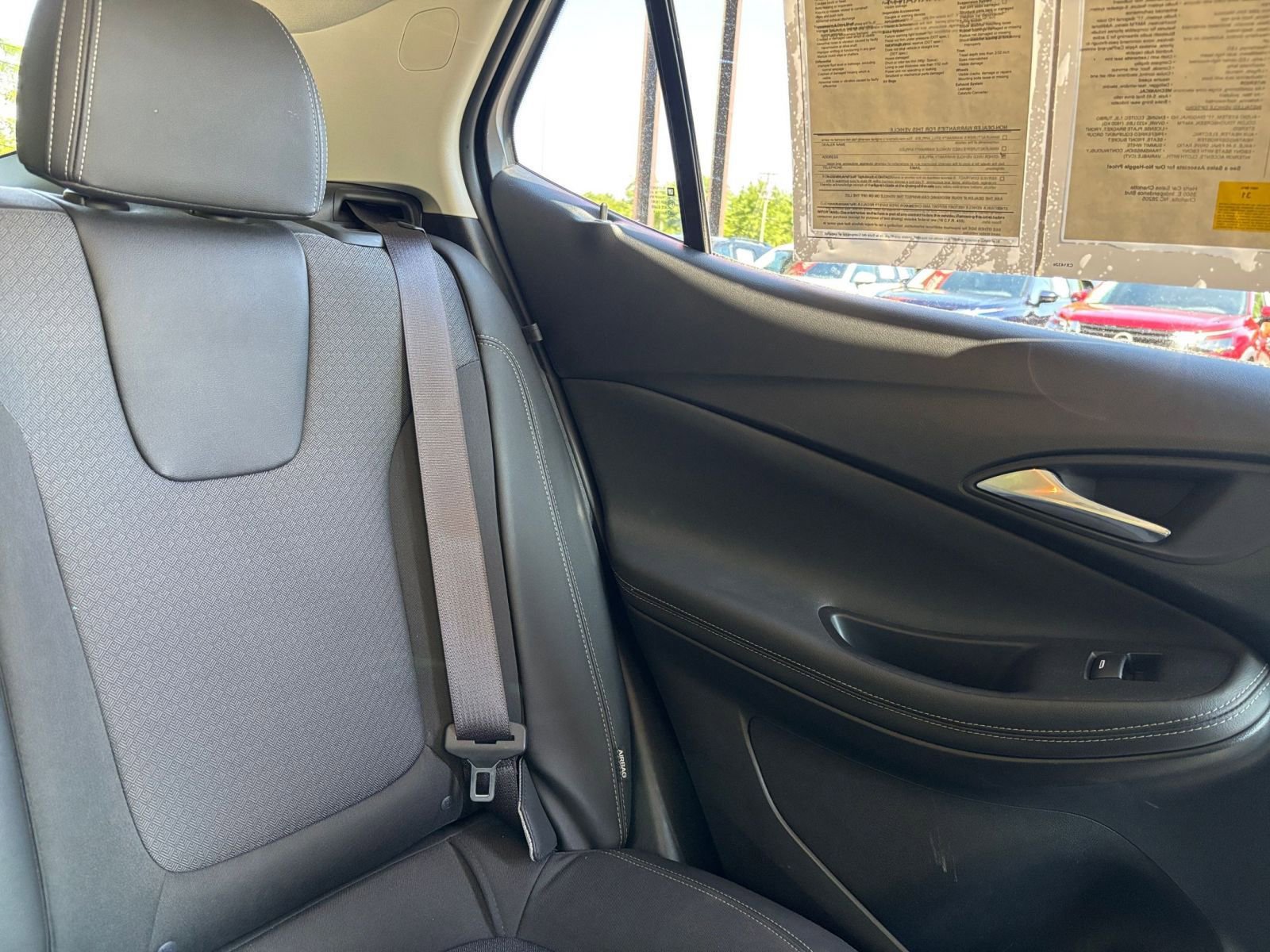 Used 2025 Buick Encore GX Preferred FWD image 36