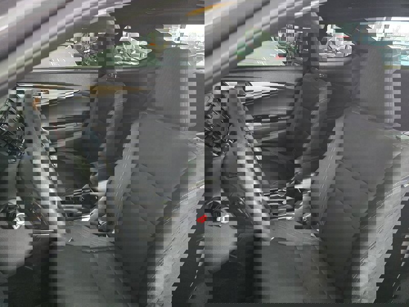 Used 2017 Honda Accord EX image 9