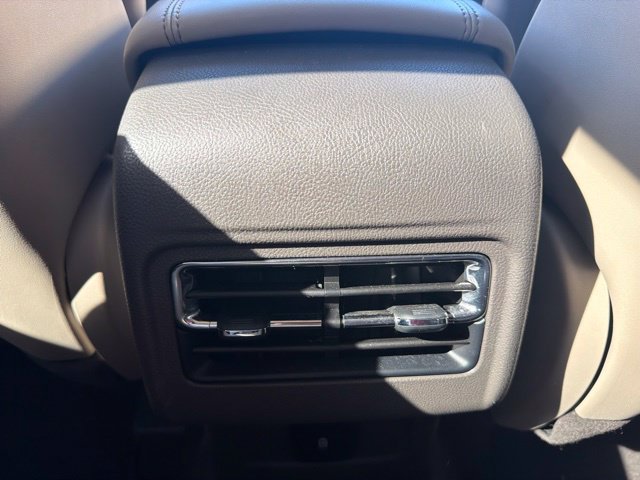 Used 2021 Lincoln Corsair Reserve FWD image 17