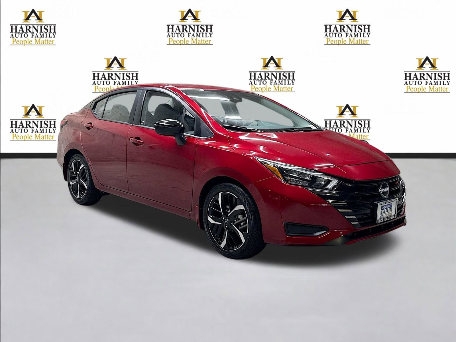 Used 2025 Nissan Versa SR w/ Trunk Package FWD image 3