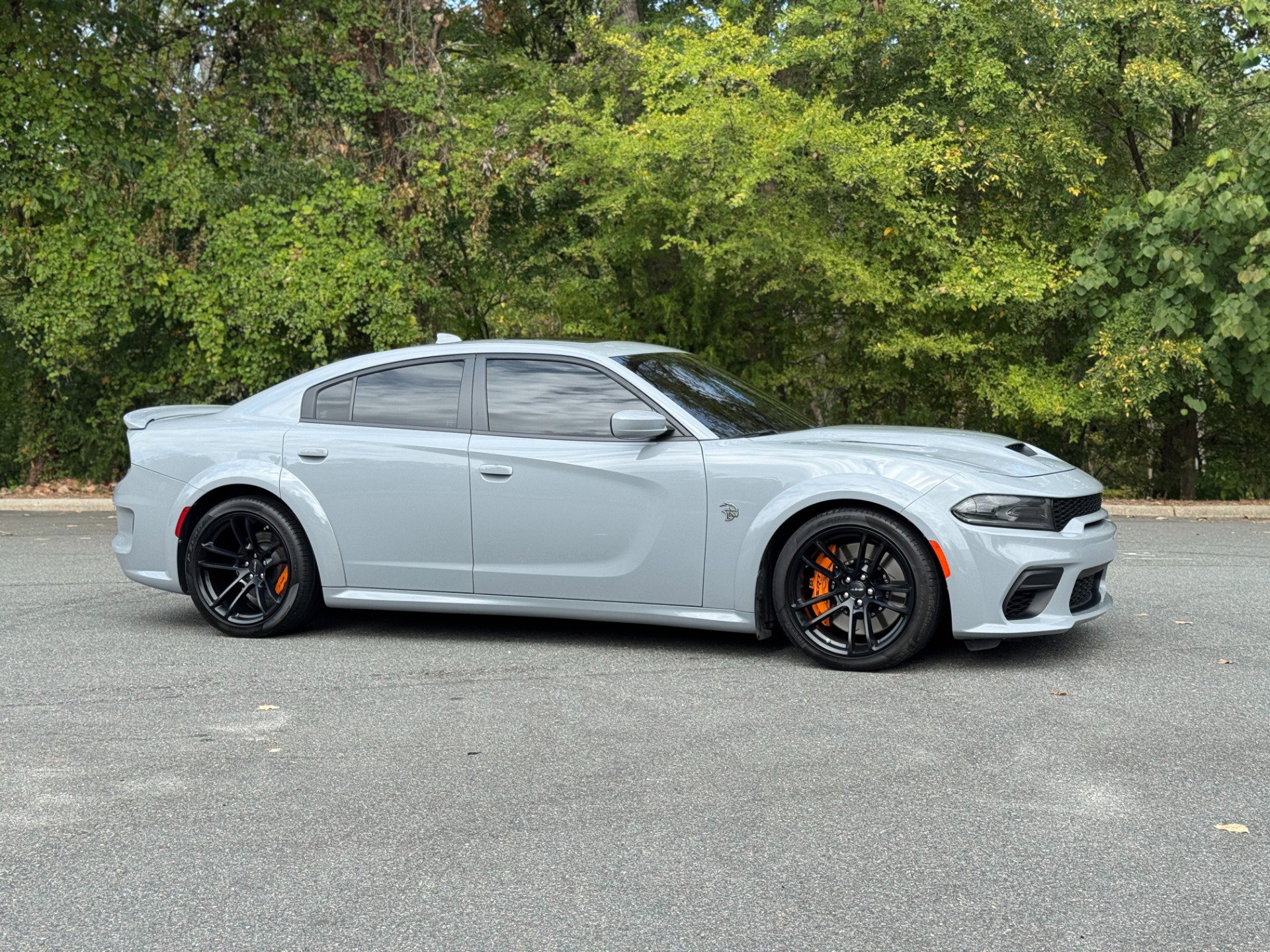 Used 2022 Dodge Charger SRT Hellcat w/ Harman/Kardon Audio Group image 15
