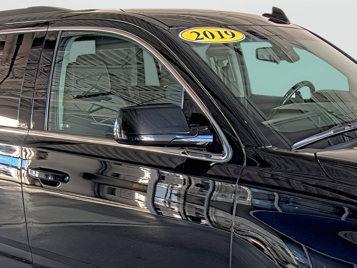 Used 2019 Chevrolet Tahoe LS image 17