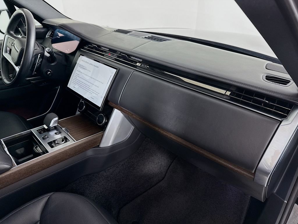 Used 2023 Land Rover Range Rover SE image 30