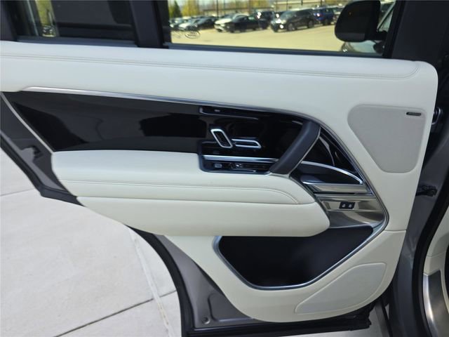Used 2023 Land Rover Range Rover SE image 15