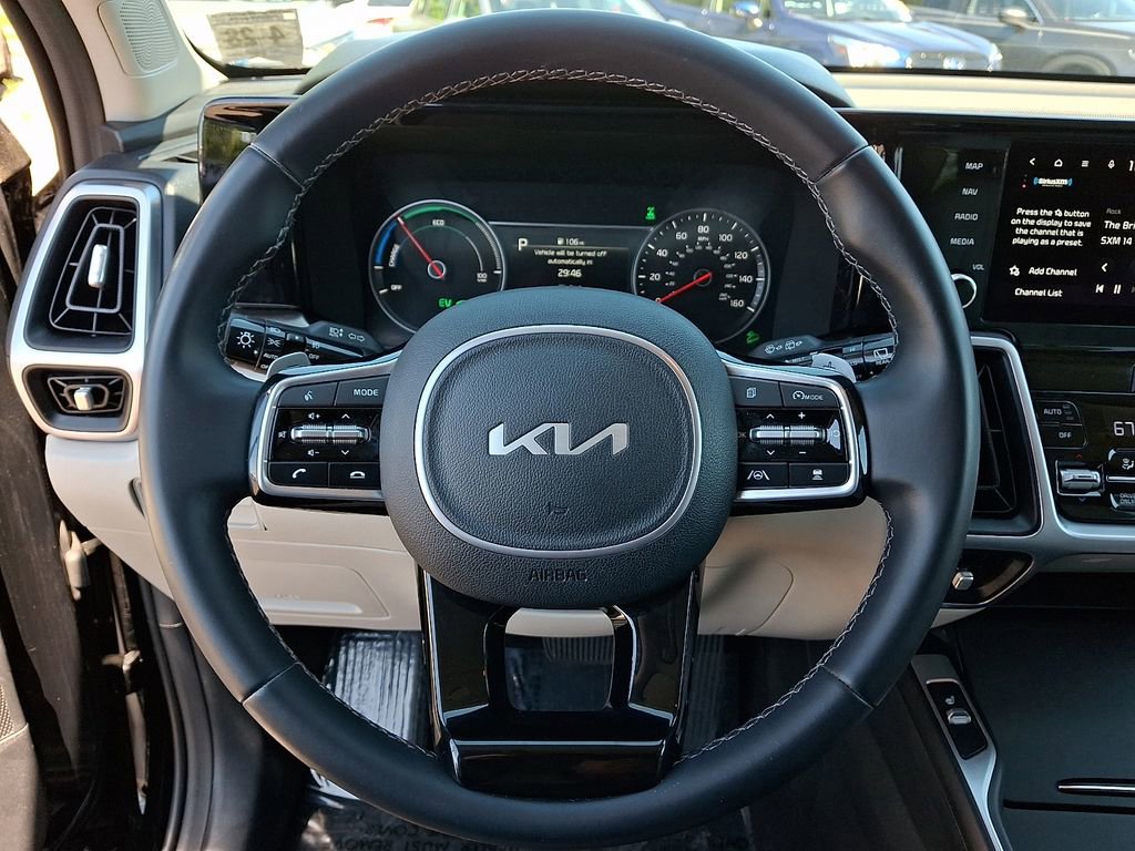 Certified 2023 Kia Sorento EX AWD/4WD image 20