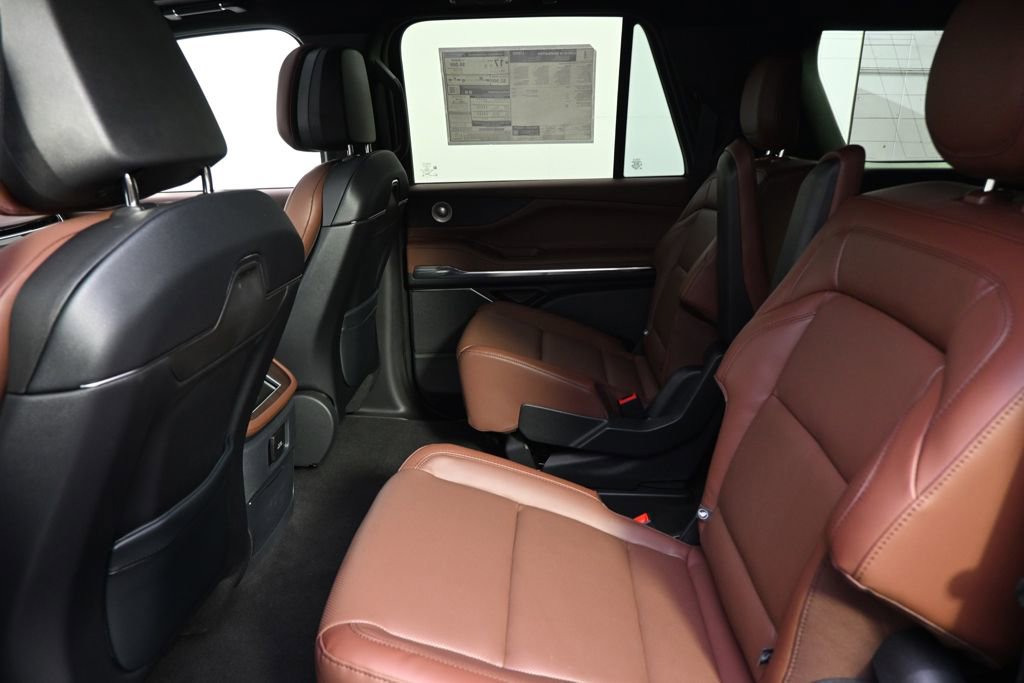 New 2026 Lincoln Navigator L Reserve AWD/4WD image 21