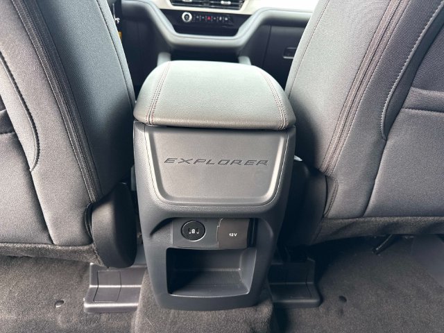 New 2027 Ford Explorer Active RWD image 17