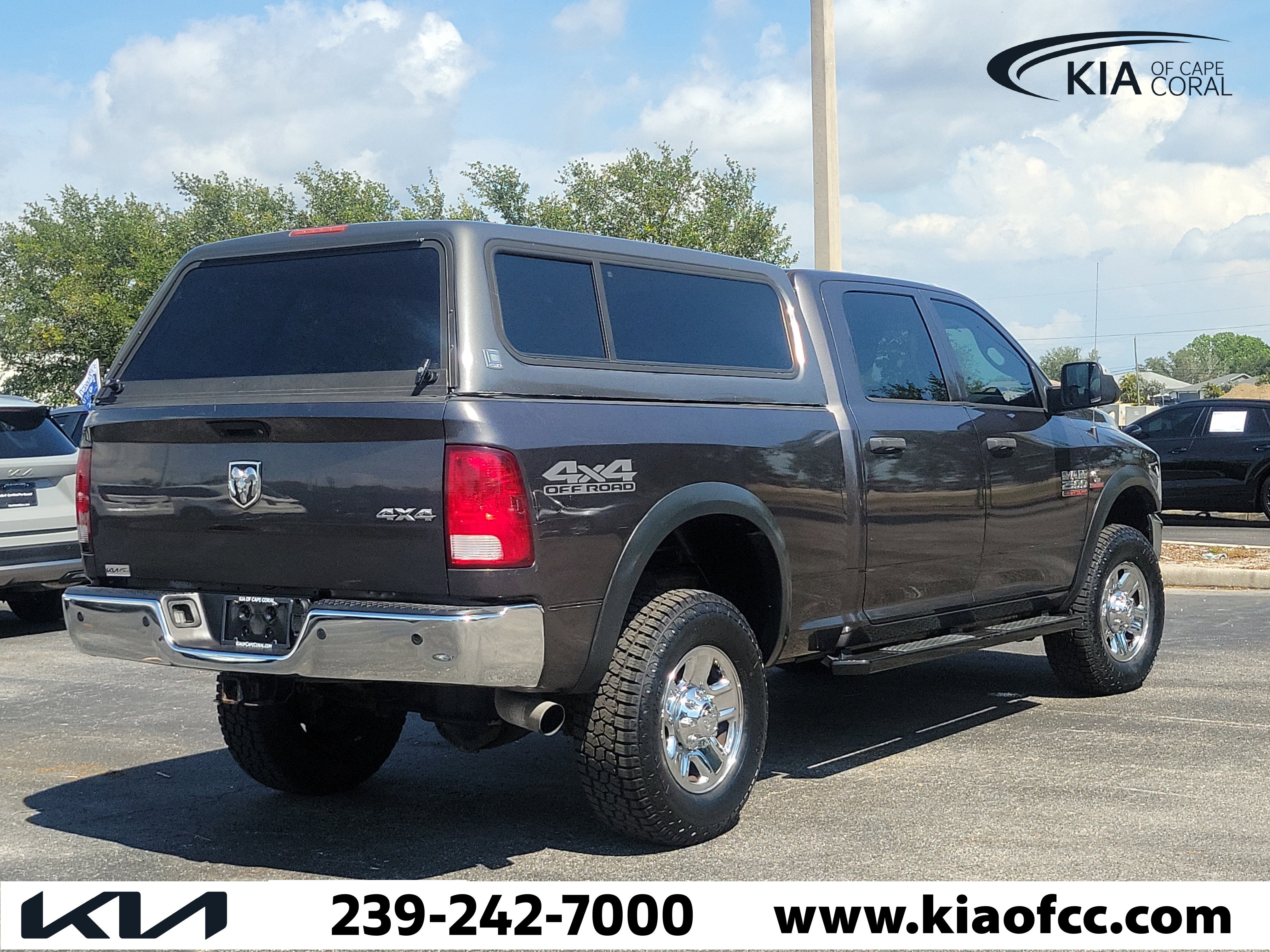 Used 2018 RAM 2500 Tradesman w/ Chrome Appearance Group AWD/4WD image 6
