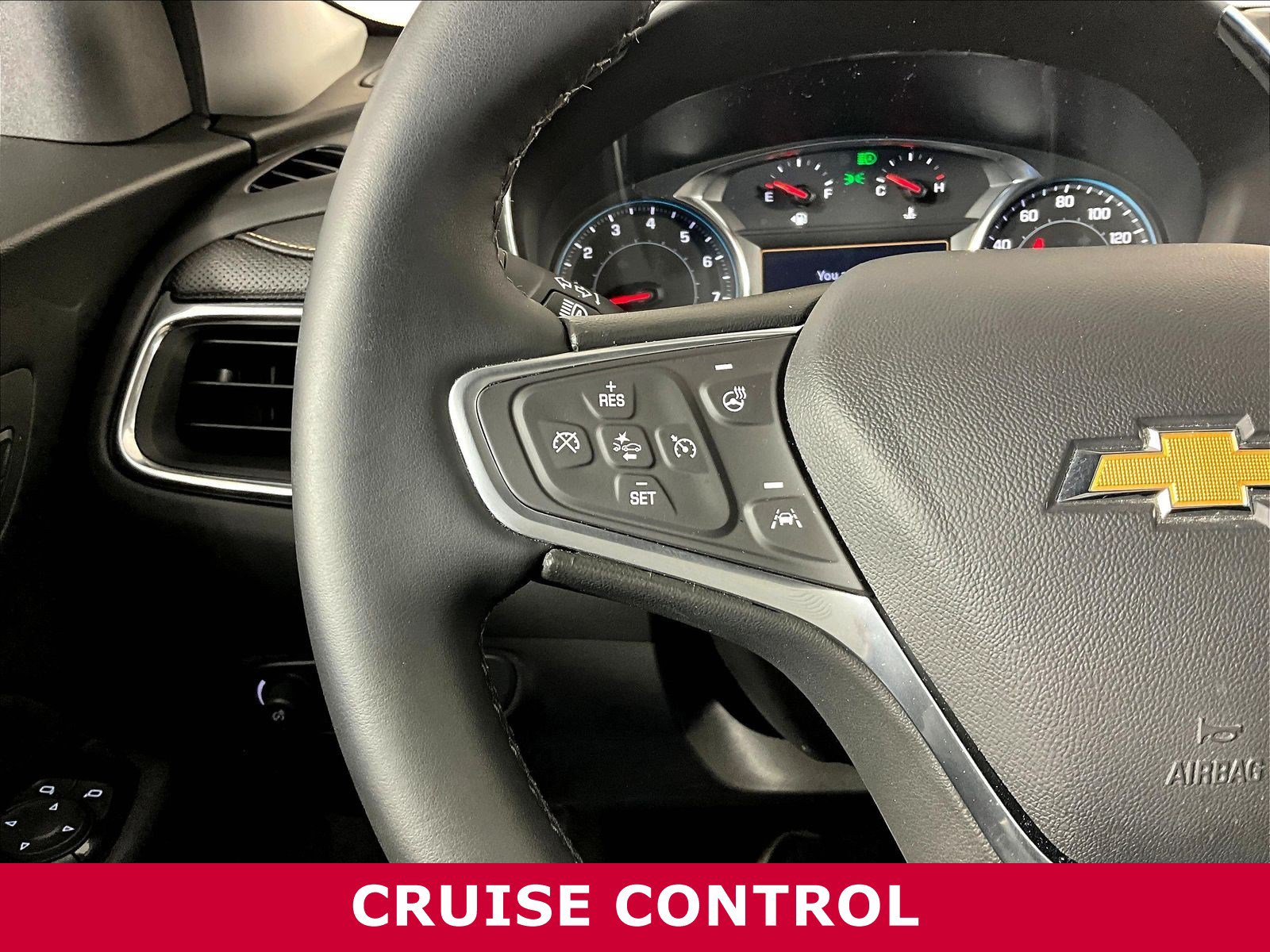 Used 2023 Chevrolet Equinox Premier FWD image 11