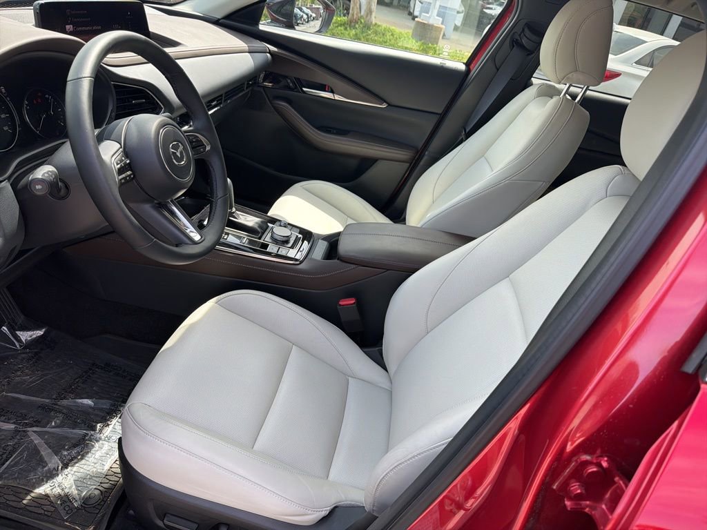 Used 2025 MAZDA CX-30 2.5 Turbo w/ Premium Plus Pkg image 15