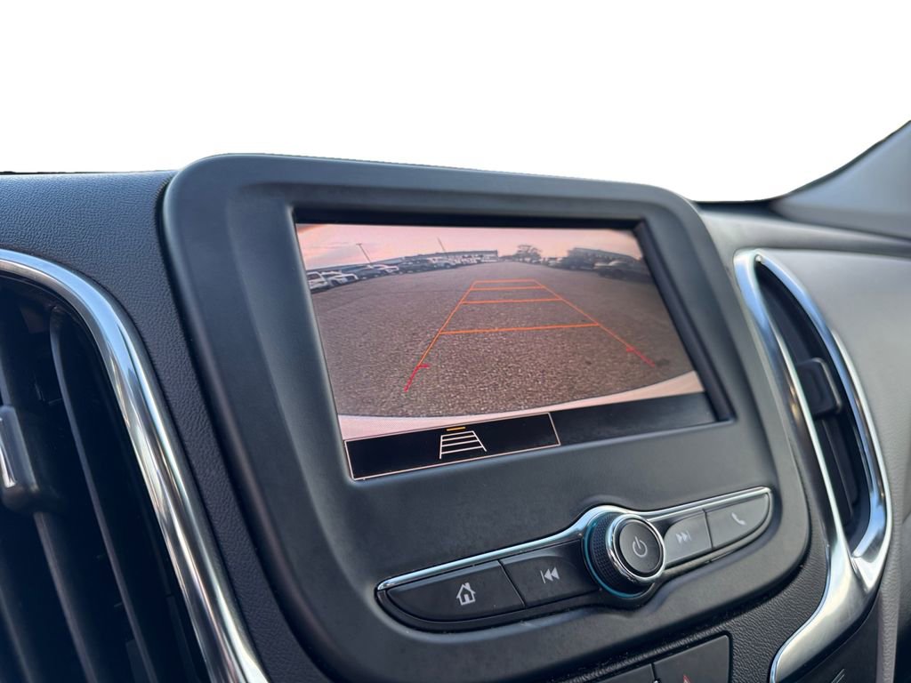 Used 2024 Chevrolet Equinox LS w/ LS Convenience Package image 13