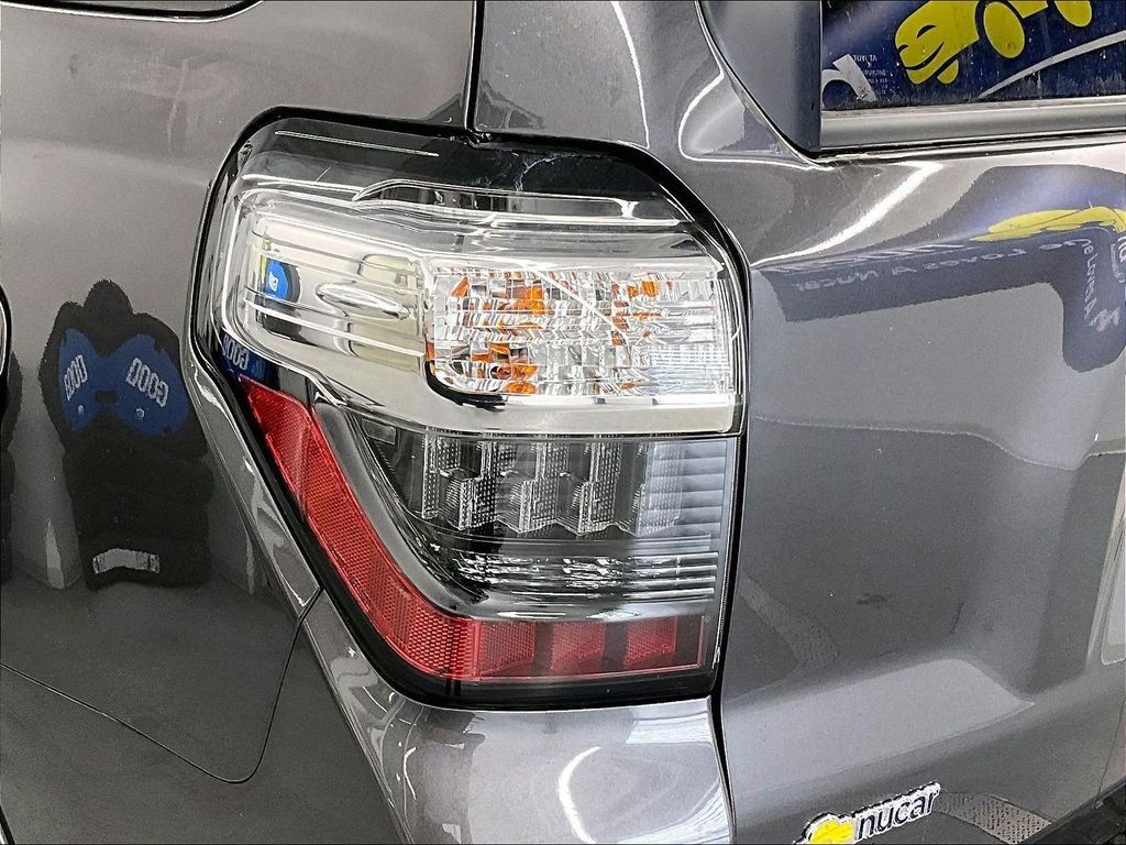 Used 2021 Toyota 4Runner TRD Pro AWD/4WD image 33