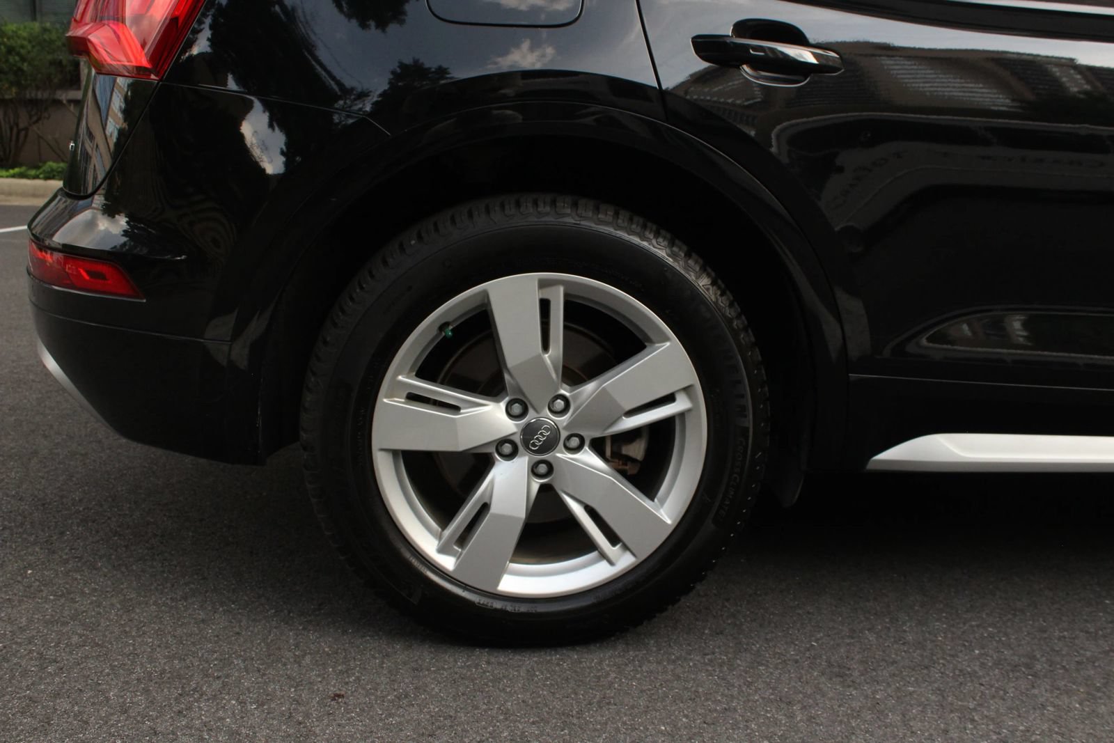 Used 2019 Audi Q5 2.0T Premium Plus AWD/4WD image 5