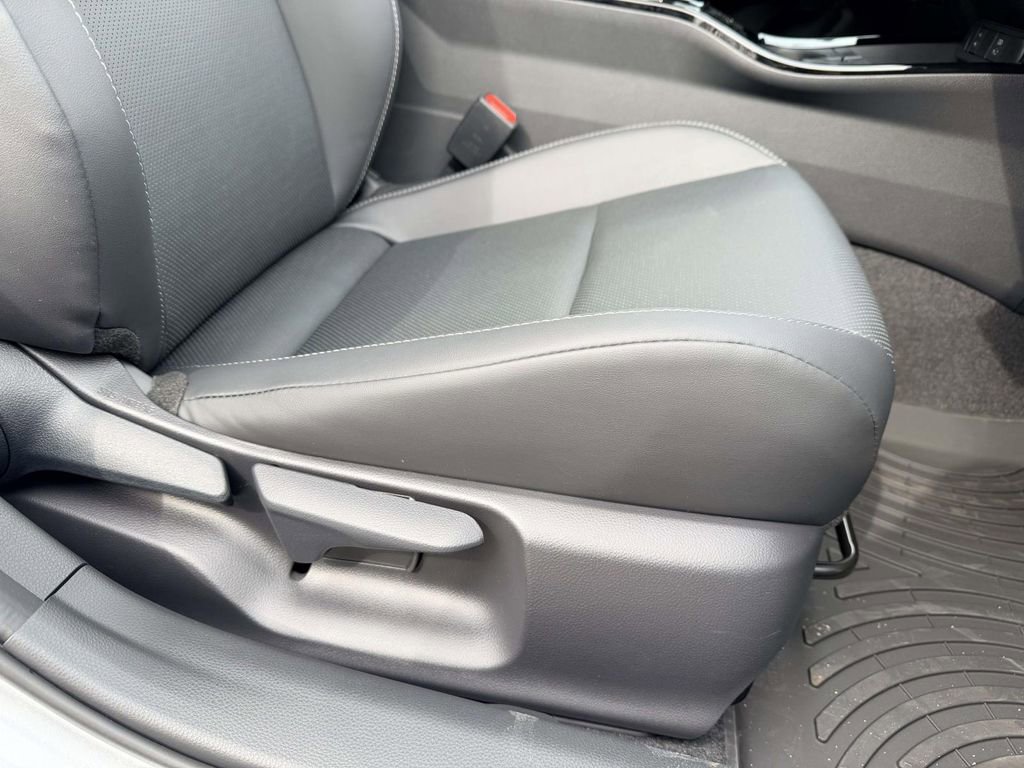 New 2026 Toyota Prius XLE image 11