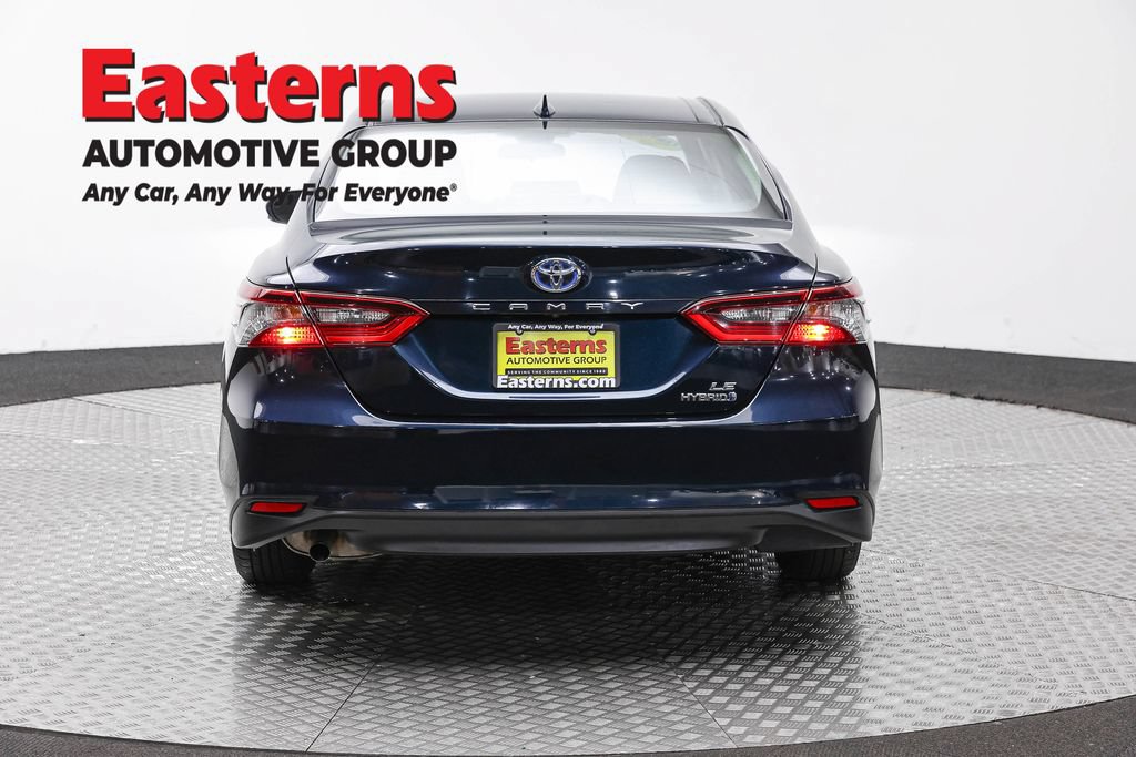 Used 2021 Toyota Camry LE FWD image 7
