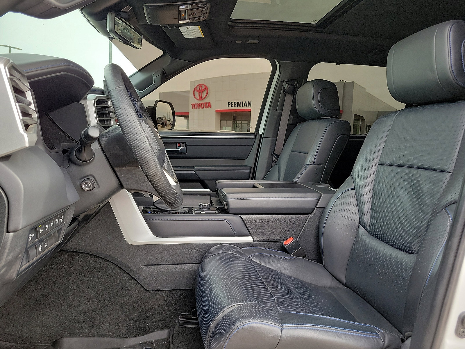 Used 2023 Toyota Tundra Platinum image 12