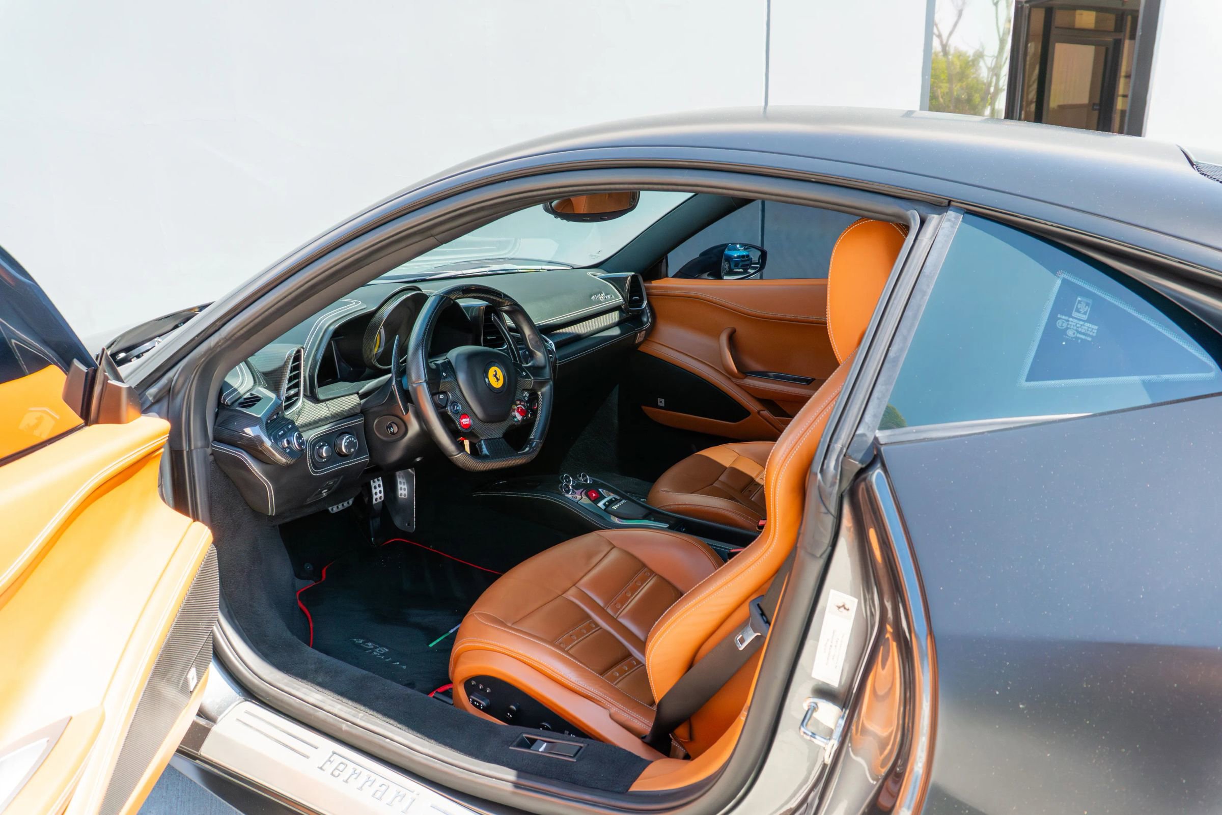 Used 2012 Ferrari 458 Italia Coupe image 15