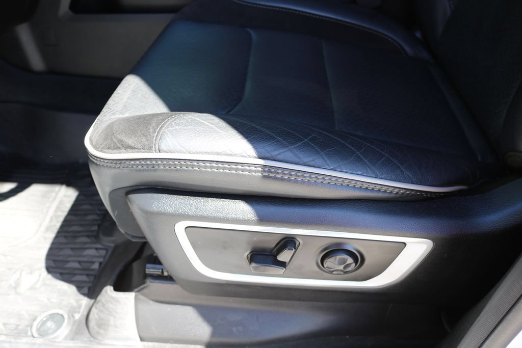Used 2021 RAM 1500 Laramie w/ Sport Appearance Package RWD image 14